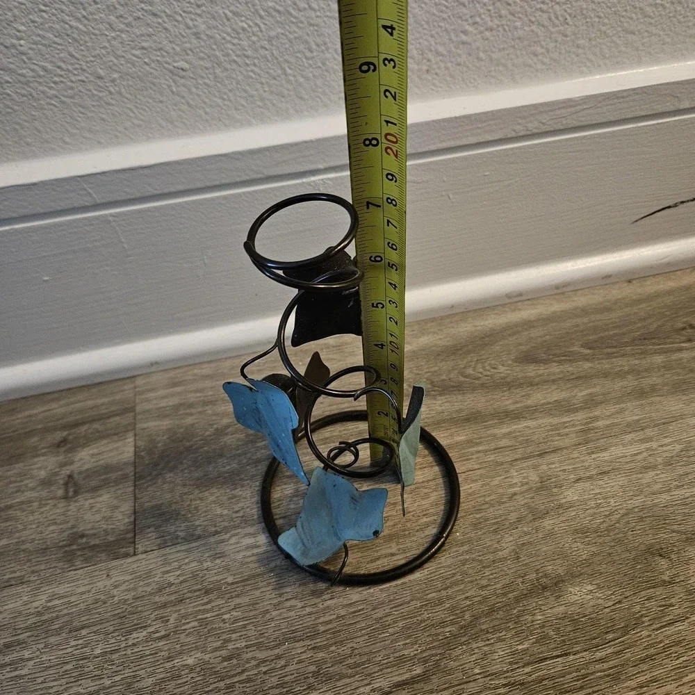 Vintage metal ivy‎ leaf vase stand/holder